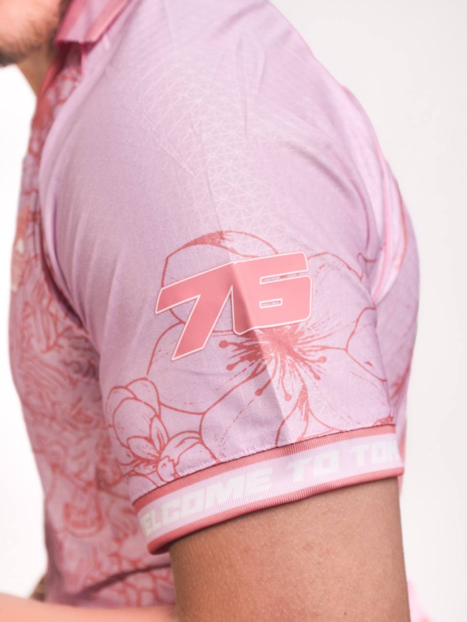 HX Tokyo 76 – Buy 1 Get 1 Free (Choisissez la taille du 2ᵉ jersey lors de notre appel de confirmation de commande.)